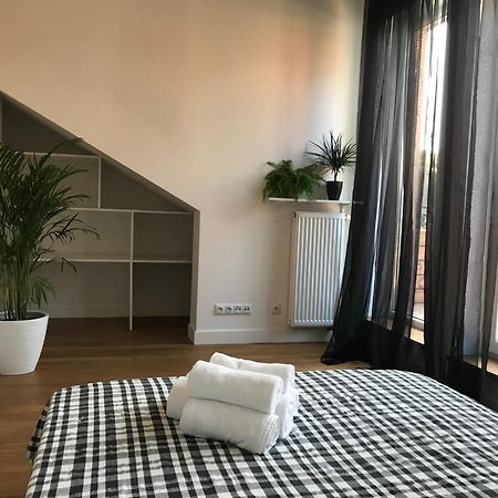 Apartament "Warszawa" ภายนอก รูปภาพ