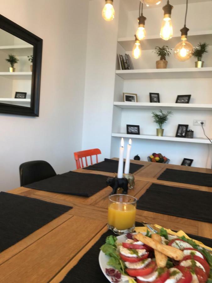 Apartament "Warszawa" ภายนอก รูปภาพ